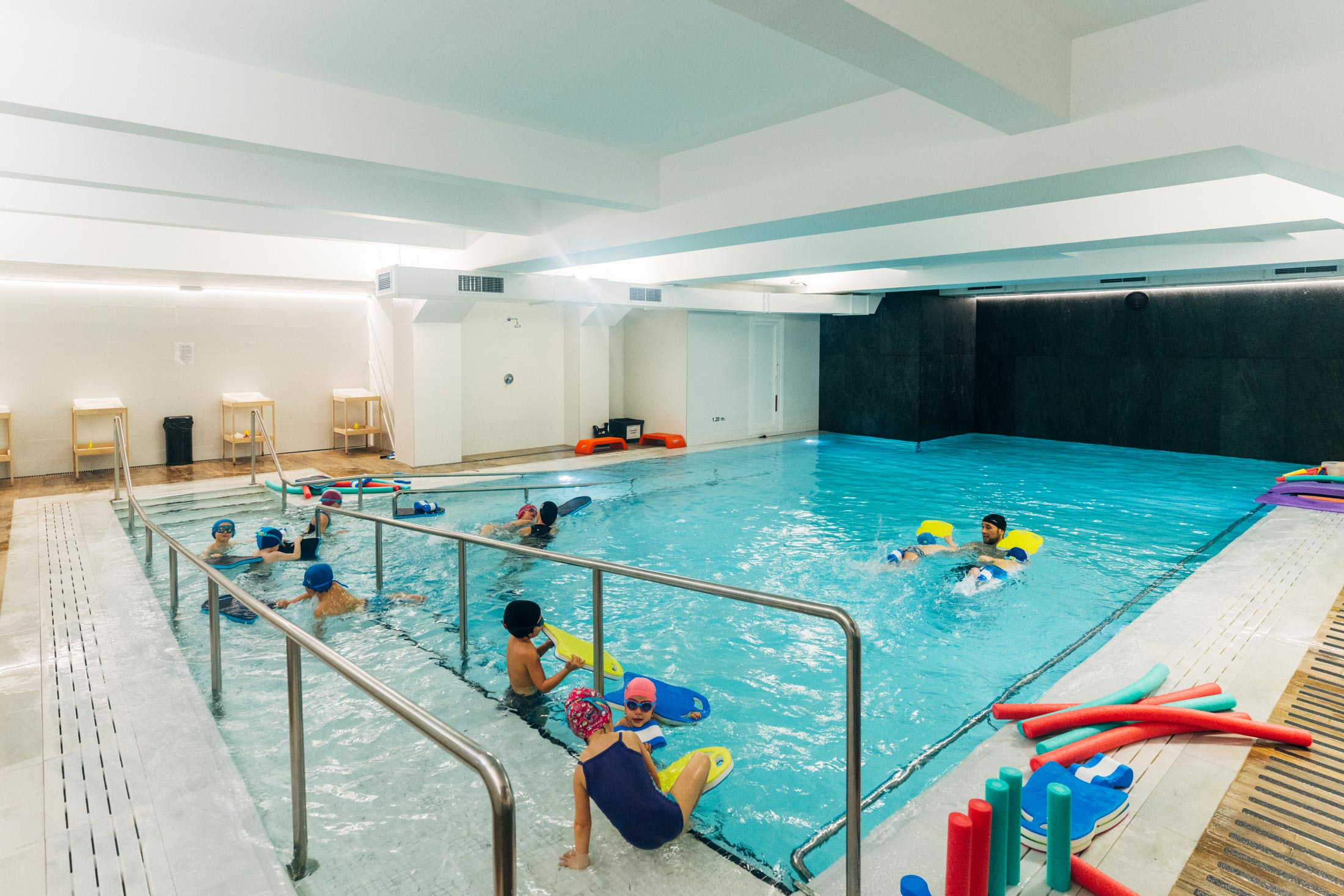 piscina de agua salada para niños en donostia san sebastian